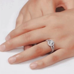 Alliance Femme Or Blanc : Rayonnement De L'Amour -Samfuryus Soldes Boutique Alliance Femme Or Blanc Rayonnement de l Amour