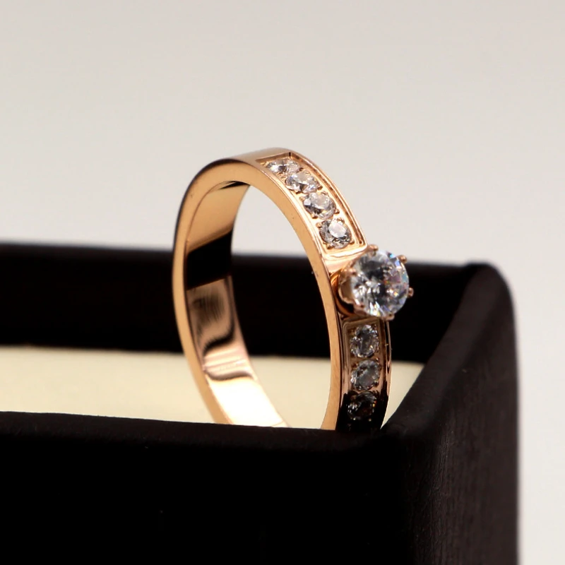 Alliance Femme Or Rose: Éclat Romantique 2 Alliance Femme Or Rose: Éclat Romantique – Image 2