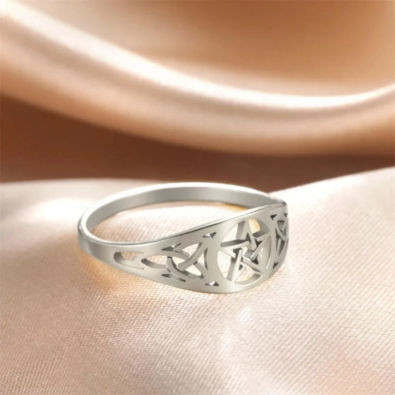 Bague Acier Inoxydable Femme : Design Étoile 2 Bague Acier Inoxydable Femme : Design Étoile – Image 2