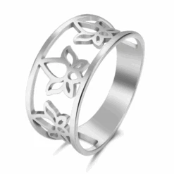 Bague Acier Inoxydable Femme : Élégance Métallique