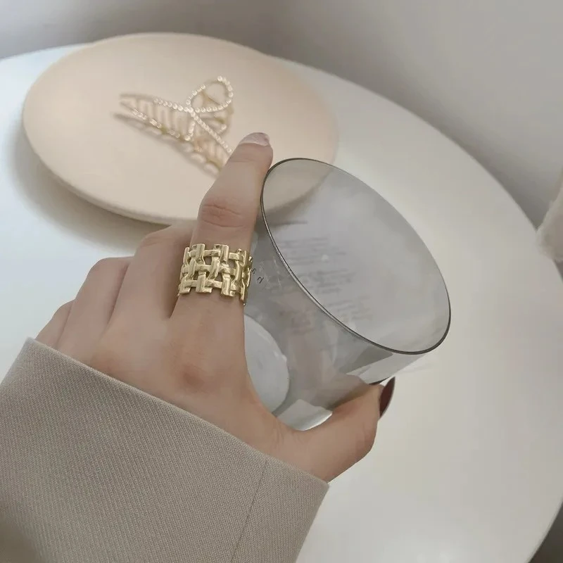 Bague Argent Femme Large: Féminité Lumineuse 3 Bague Argent Femme Large: Féminité Lumineuse – Image 3