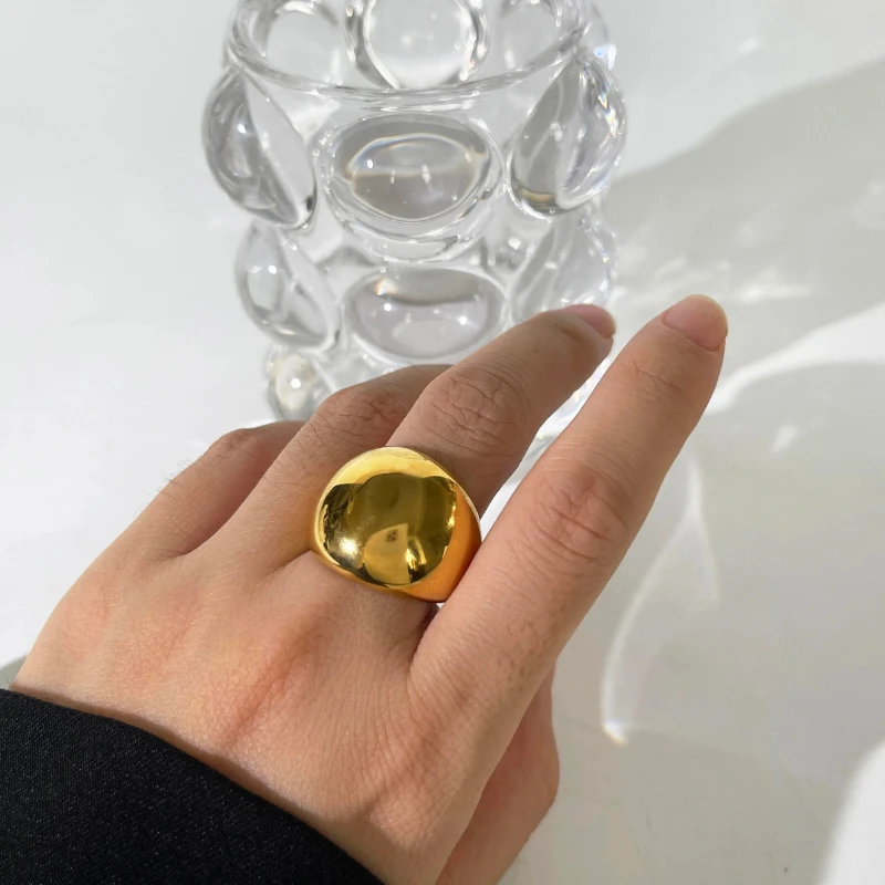 Bague Large Femme: Éclat Chic 3 Bague Large Femme: Éclat Chic – Image 3