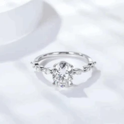 Bague De Fiançailles Femme: Joie Scintillante -Samfuryus Soldes Boutique Bague de Fiancaille Femme Joie Scintillante 2