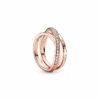 Bague De Fiançailles En Or Rose: Brillant Délicat