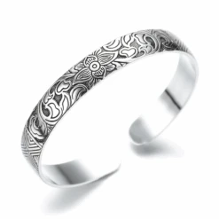Bracelet Argent Femme: Élégance Intemporelle