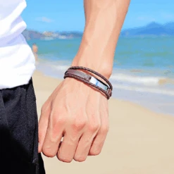 Bracelet Cuir Homme : Tendance Et Épuré 5 Bracelet Cuir Homme : Tendance Et Épuré -Samfuryus Soldes Boutique Bracelet Cuir Homme Tendance et Epure 2