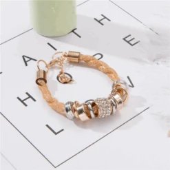 Bracelet Femme Pas Cher : Élégant Et Abordable -Samfuryus Soldes Boutique Bracelet Femme Pas Cher Elegant et Abordable 2
