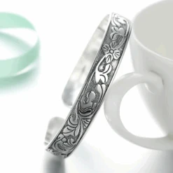 Bracelet Femme Tendance : L'Accessoire Indispensable 7 Bracelet Femme Tendance : L'Accessoire Indispensable -Samfuryus Soldes Boutique Bracelet Femme Tendance L Accessoire Indispensable 1