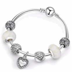 Bracelet Femme Tendance : L'Art De La Séduction