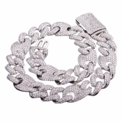 Chaîne Bijoux Homme : L'Art De La Virilité