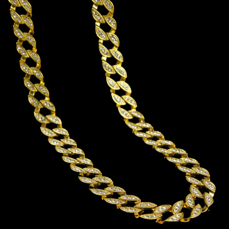 Chaîne Or Femme: Brillance Sophistiquée 4 Chaîne Or Femme: Brillance Sophistiquée – Image 4