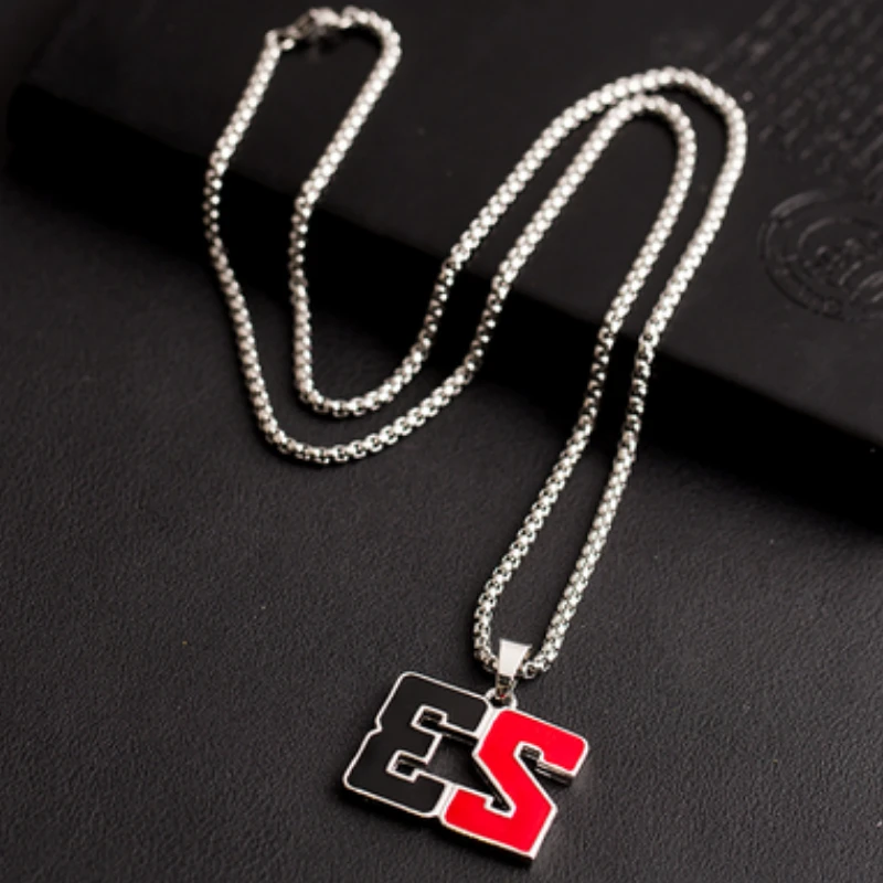 Chaîne Pendentif Homme: Tradition Et Modernité 2 Chaîne Pendentif Homme: Tradition Et Modernité – Image 2