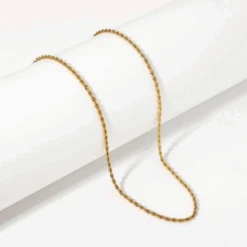 Chaîne Plaqué Or Femme: Design Exquis, Longueur 50 Cm 7 Chaîne Plaqué Or Femme: Design Exquis, Longueur 50 Cm -Samfuryus Soldes Boutique Chaine Plaque Or Femme Design Exquis 3