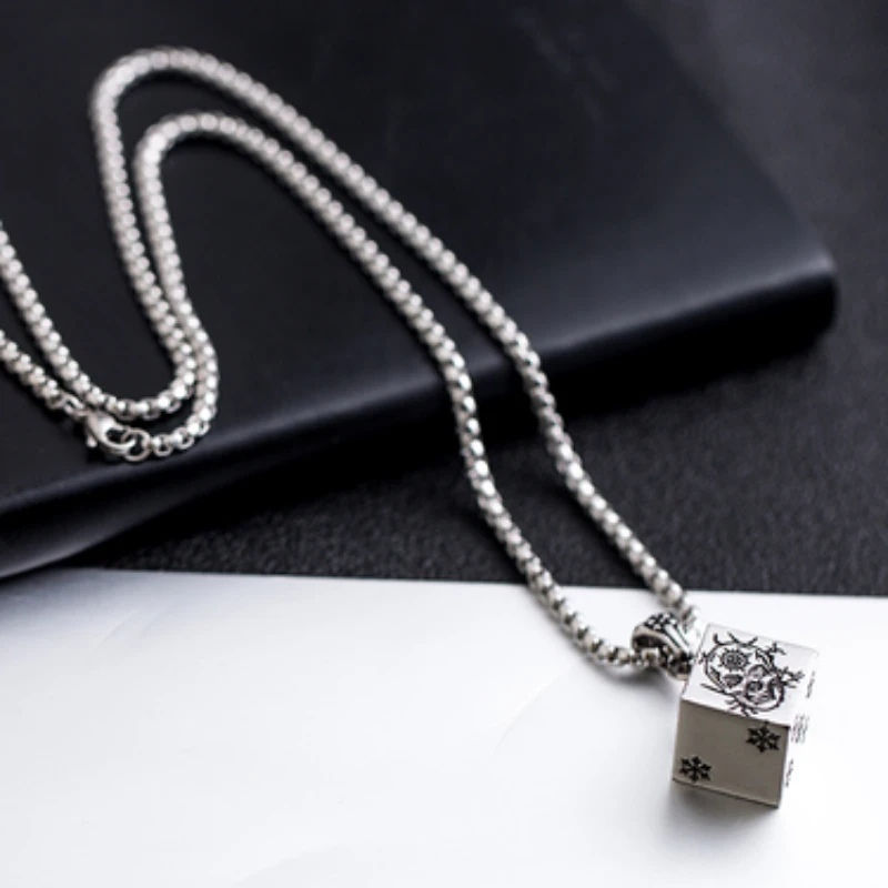 Chaîne De Cou Homme: Élégance Moderne 2 Chaîne De Cou Homme: Élégance Moderne – Image 2