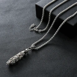 Chaine De Cou Homme: Esprit Contemporain -Samfuryus Soldes Boutique Chaine de Cou Homme Esprit Contemporain 1