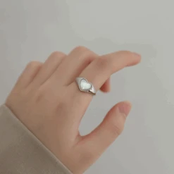 Chevalière Femme Argent : Éclat Brillant -Samfuryus Soldes Boutique Chevaliere Femme Argent Eclat Brillant 3