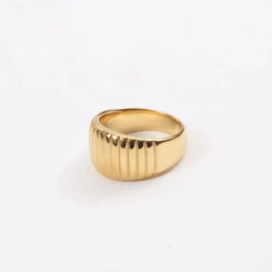 Chevalière Femme Or Jaune : Élégant Et Stylé -Samfuryus Soldes Boutique Chevaliere Femme Or Jaune Elegant et Style