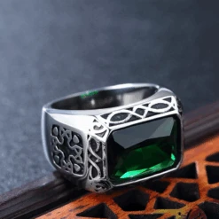 Chevalière Homme Émeraude: Design De Luxe -Samfuryus Soldes Boutique Chevaliere Homme Emeraude Design de Luxe 2