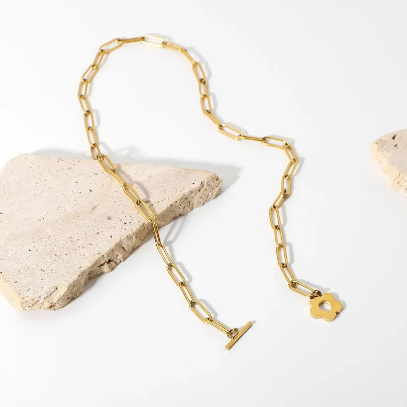 Collier Chaîne Femme: Éclat Moderne, Longueur 38 Cm 3 Collier Chaîne Femme: Éclat Moderne, Longueur 38 Cm – Image 3