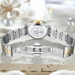 Montre Femme Argent : Charme Éternel 5 Montre Femme Argent : Charme Éternel -Samfuryus Soldes Boutique Montre Femme Argent Charme Eternel 1